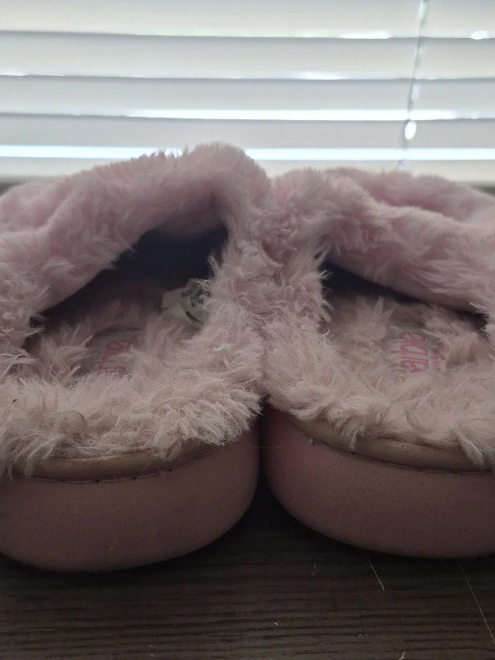 Barbie Pink Fuzzy Heart Slip-On Slippers Size 11/12